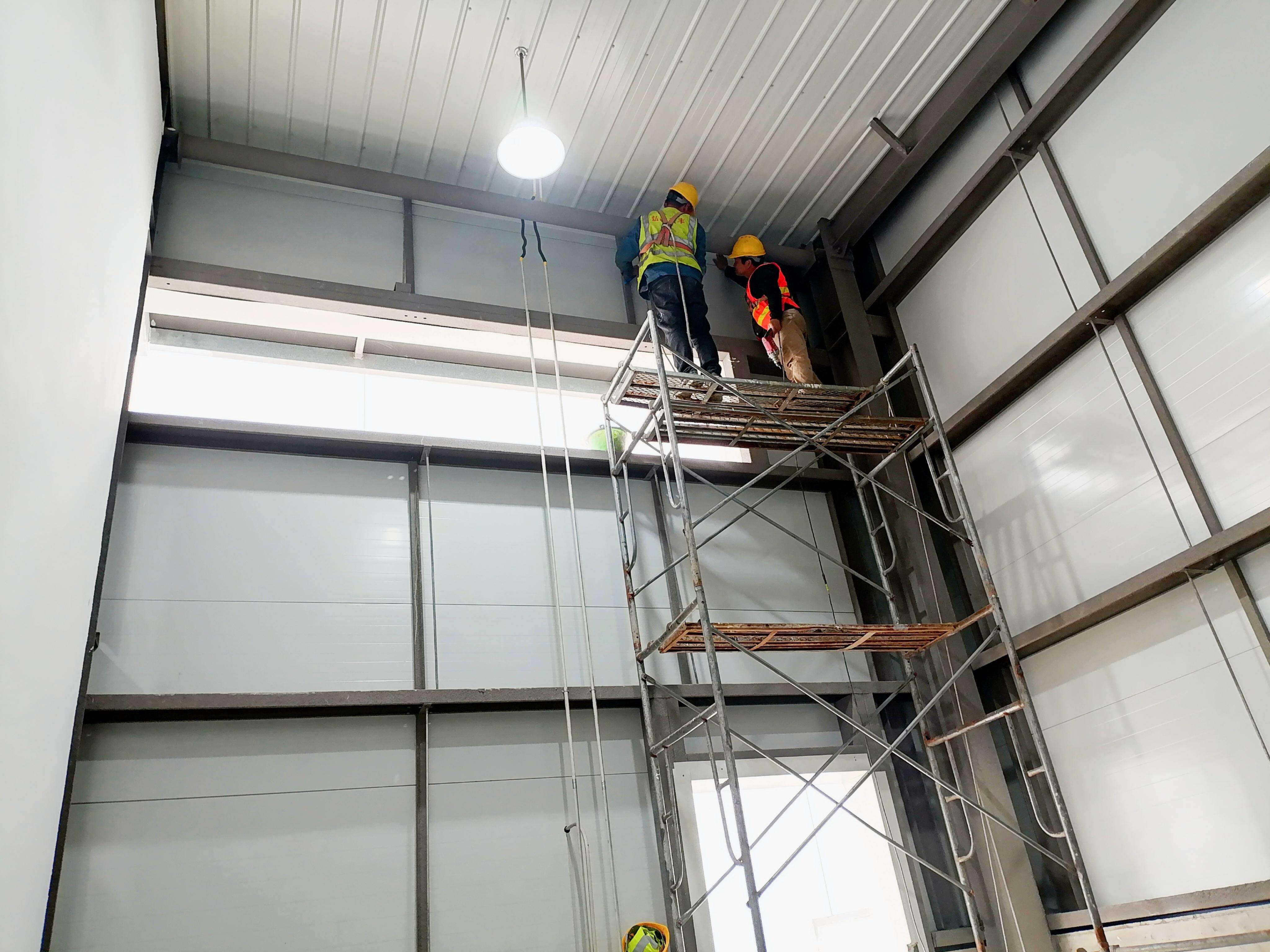 pre-engineered industrial building