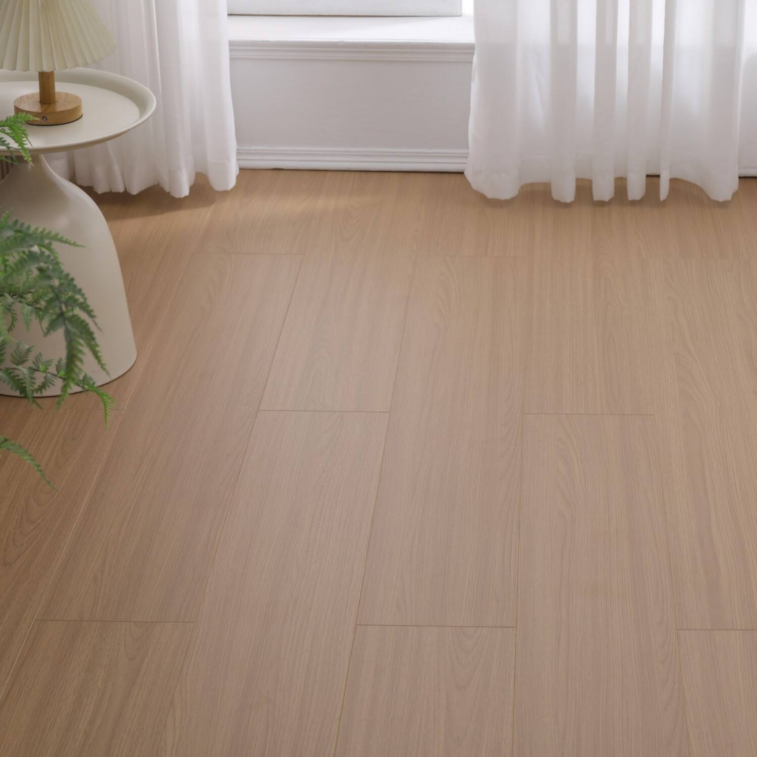 New Three-Layer Solid Wood Eco-Friendly Flooring for Indoor Waterproofing, Wear Resistance and Stain Resistance