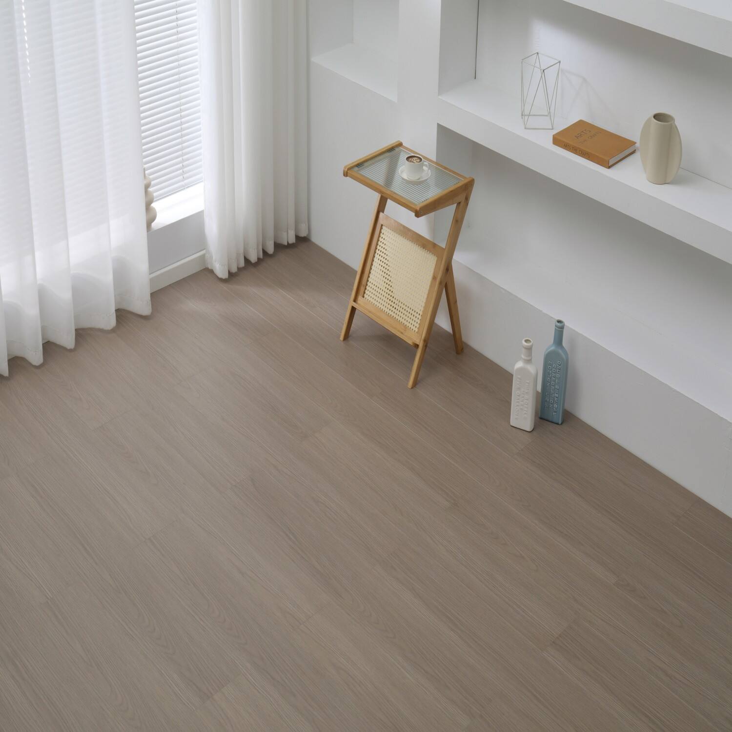 The New Three-Layer Solid Wood Composite Floor For Household Underfloor Heating Is Wear-Resistant And Waterproof 8208