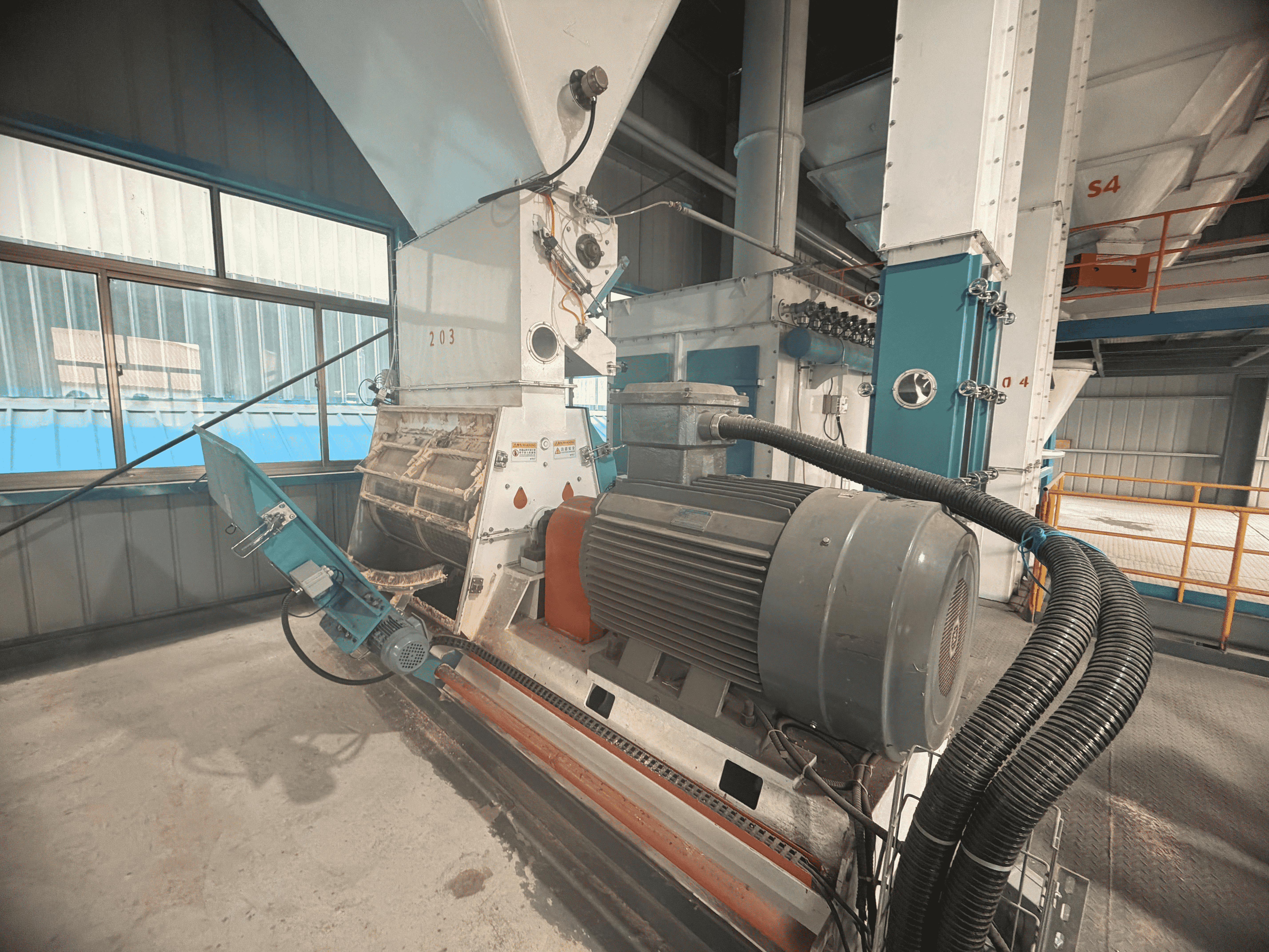 Дыбыс төмендету функциясы бар қорек ұнтақтағыштарды қалай таңдау керек?