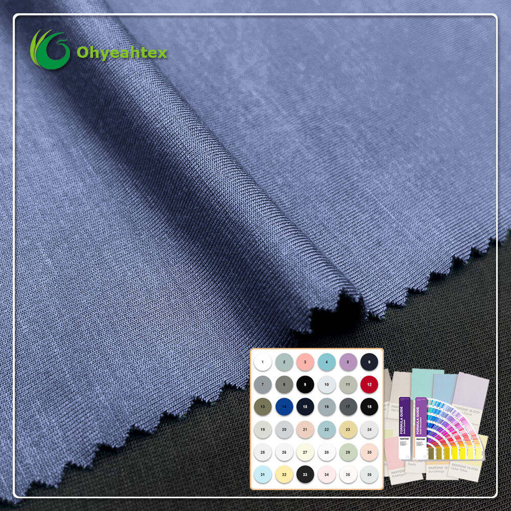 Wygodne i miękkie, odporne na zagniecenia, szybkoschnące, oddychające, lekkie koszulki do biegania dla mężczyzn, wykonane z poliestru 200 g/m2.