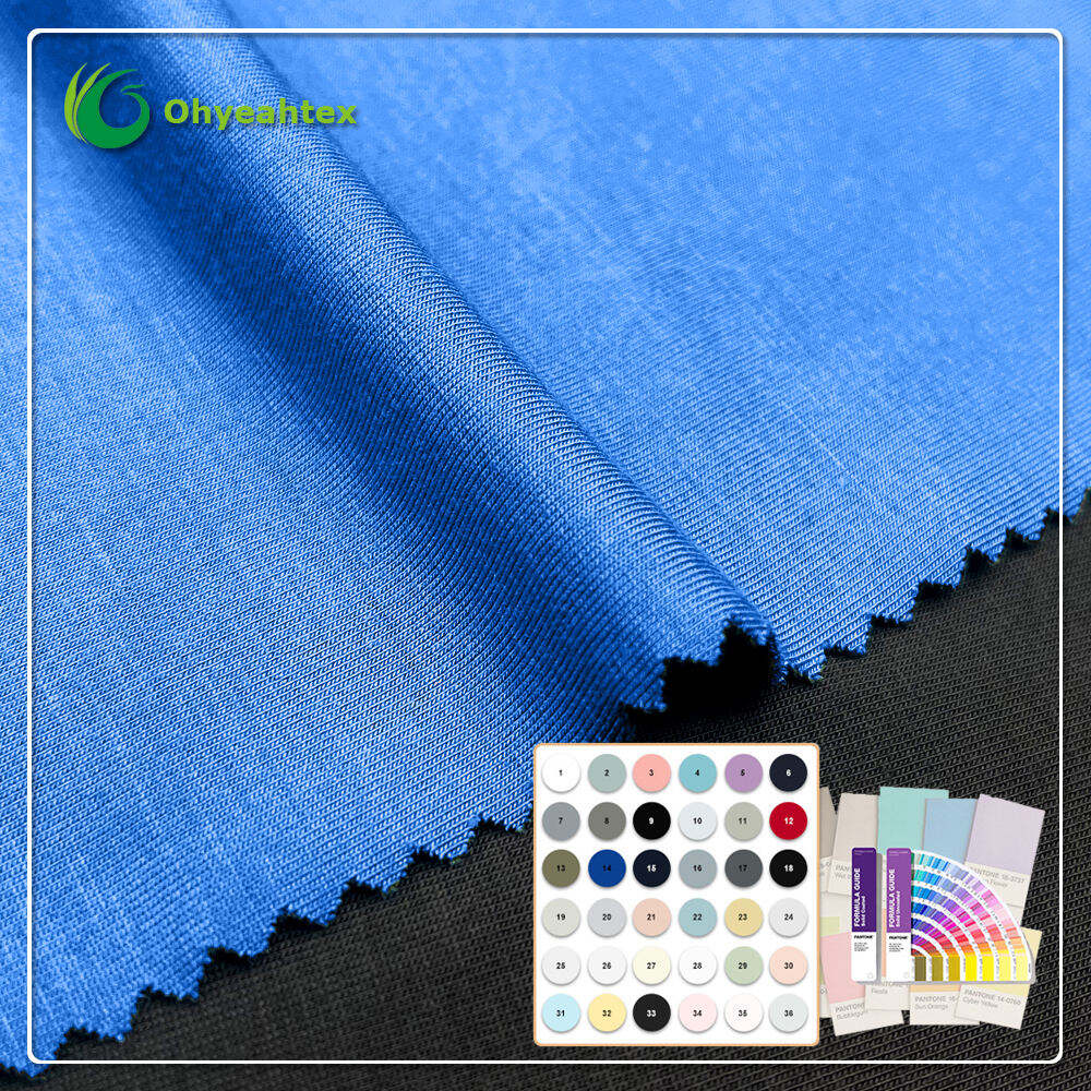 Funkcjonalny materiał legginsów do jogi: 80% poliester z recyklingu, 20% spandex, rozciągliwy w 4 kierunkach, odporny na mechacenie, szybkoschnący, 210 g/m²