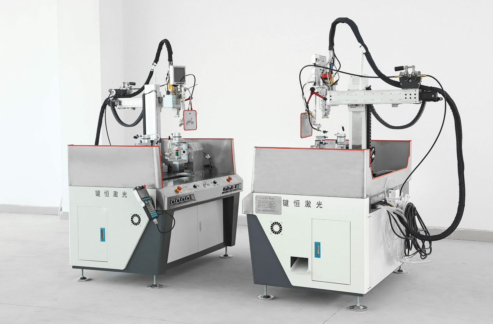 Kunsten at opnå det umulige: Svejsning af følsomme dele med en automatisk lasersvejsningsmaskine