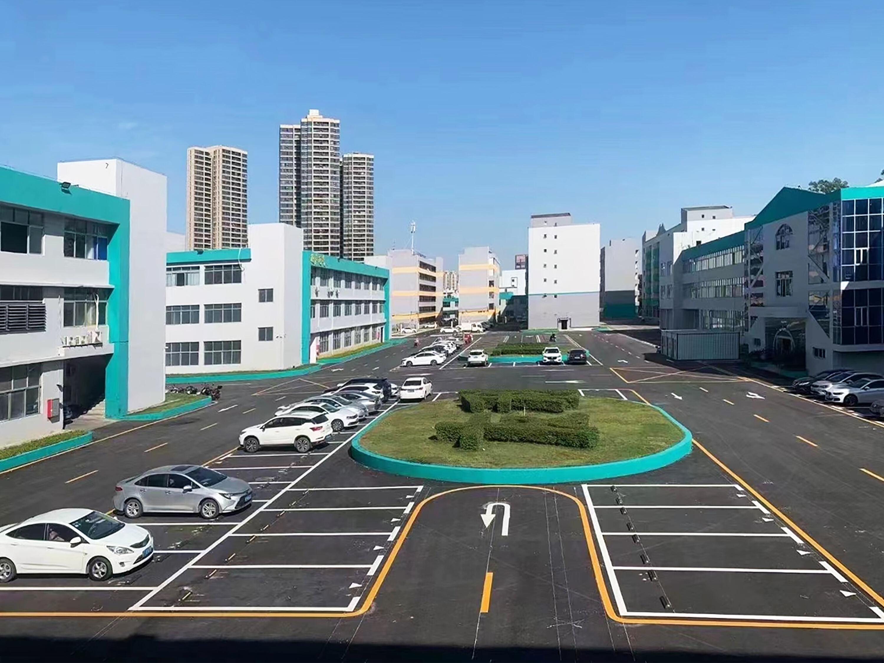 10+ R&D Professionals