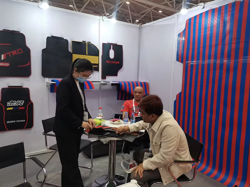 Custom Car Factory  Supply Customizable Luxury Car Mat Car Floor Mats Waterproof Eco-friendly PVC Car Mats Full Set manufacture