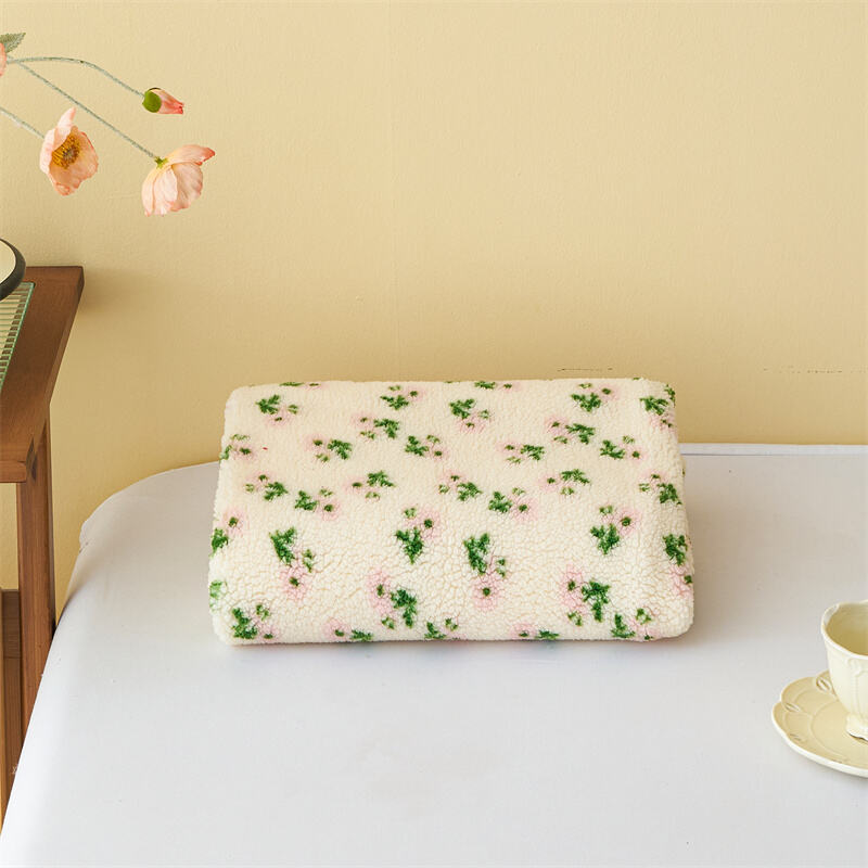 FLOWER PRINTED CURLY VELVET 