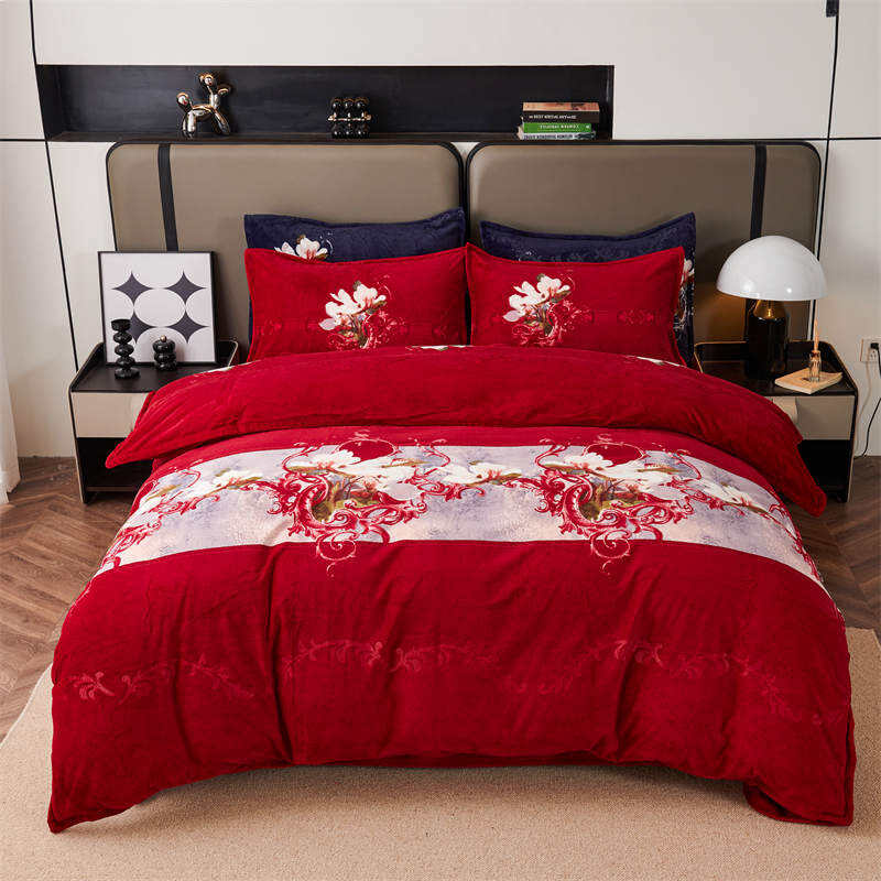 PRINTED MILKY VELVET BED COVER WITH EMBOSSED DESIGN -RED