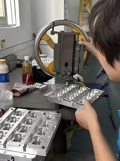 Fuzhou Smart Artifact Co., Ltd.: A személyre szabott kulcstartó-gyártási iparág vezetője az innováció és a minőség melletti elköteleződéssel