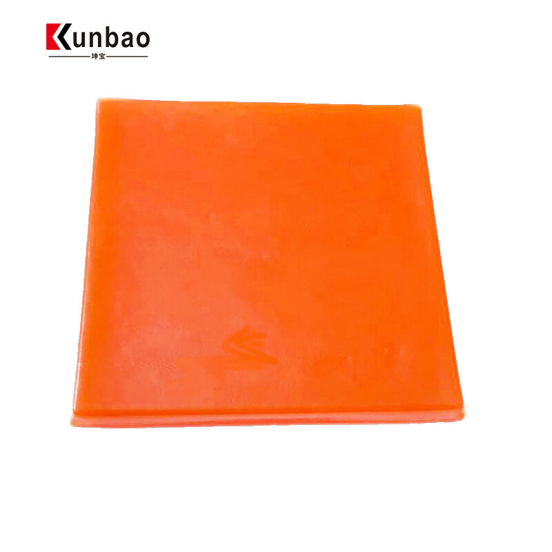 polymerový gelový polštářek o rozměrech 20 × 25 × 2 cm