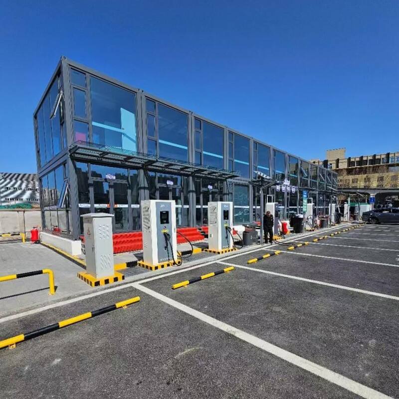Rumah Kontainer Lepasan Prefab Stasiun Pengisian Daya Rumah Kontainer Modular Mewah Lepasan