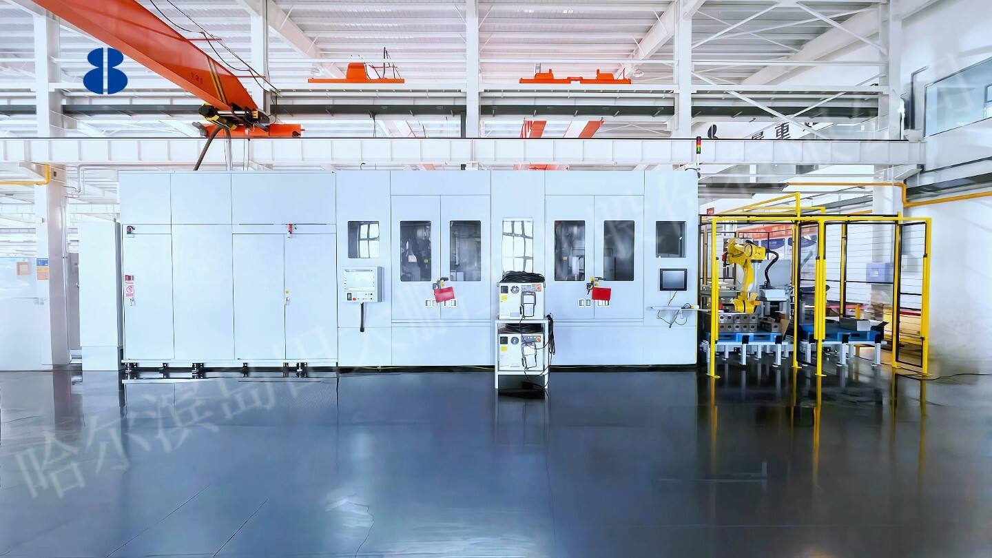 Vision-Guided Loading Cylinder Head Cleaning Machine