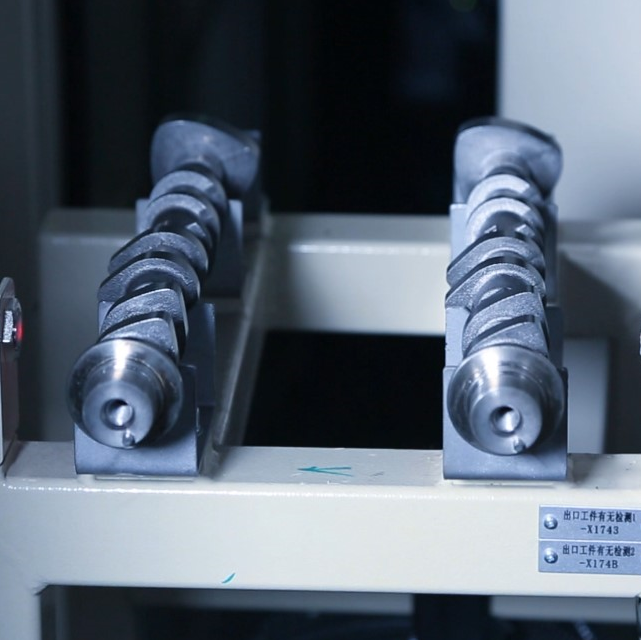 What Are Common Issues in Camshaft Machining?