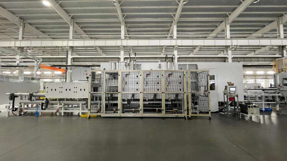 [Technology Frontier] Dual-Core Breakthrough! Big Bird Industrial’s Precision Cleaning Robot Redefines a New Benchmark for Efficiency