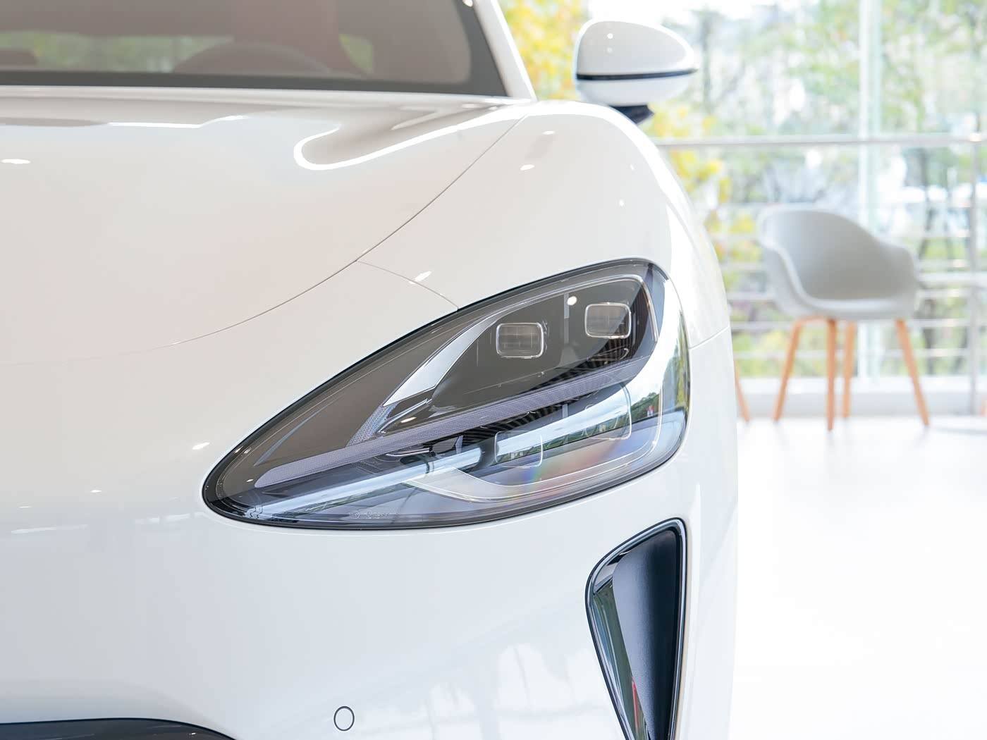 Solusi Disesuaikan untuk Berbagai Pasar