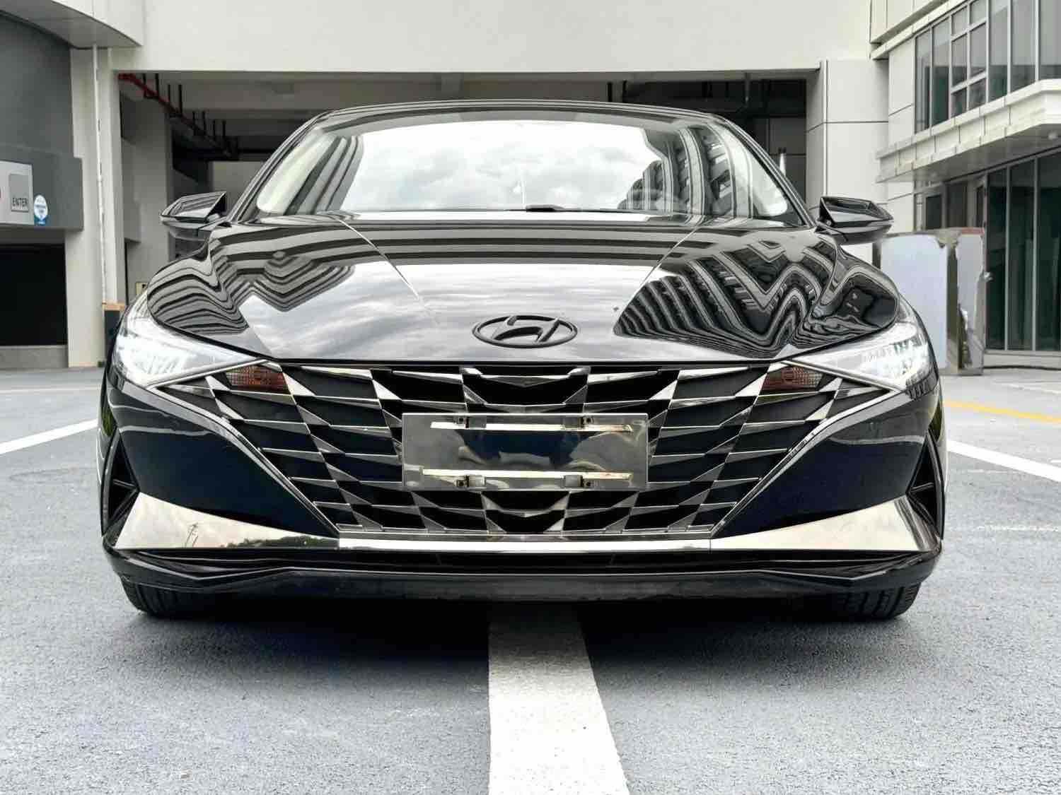 Hyundai Elantra 2021