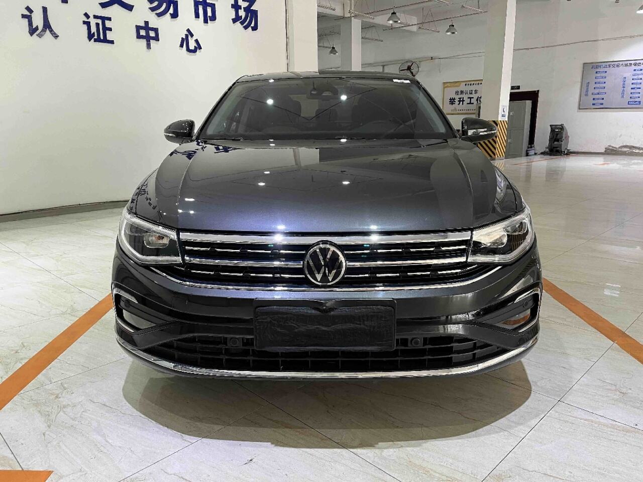 Volkswagen Bora 2023