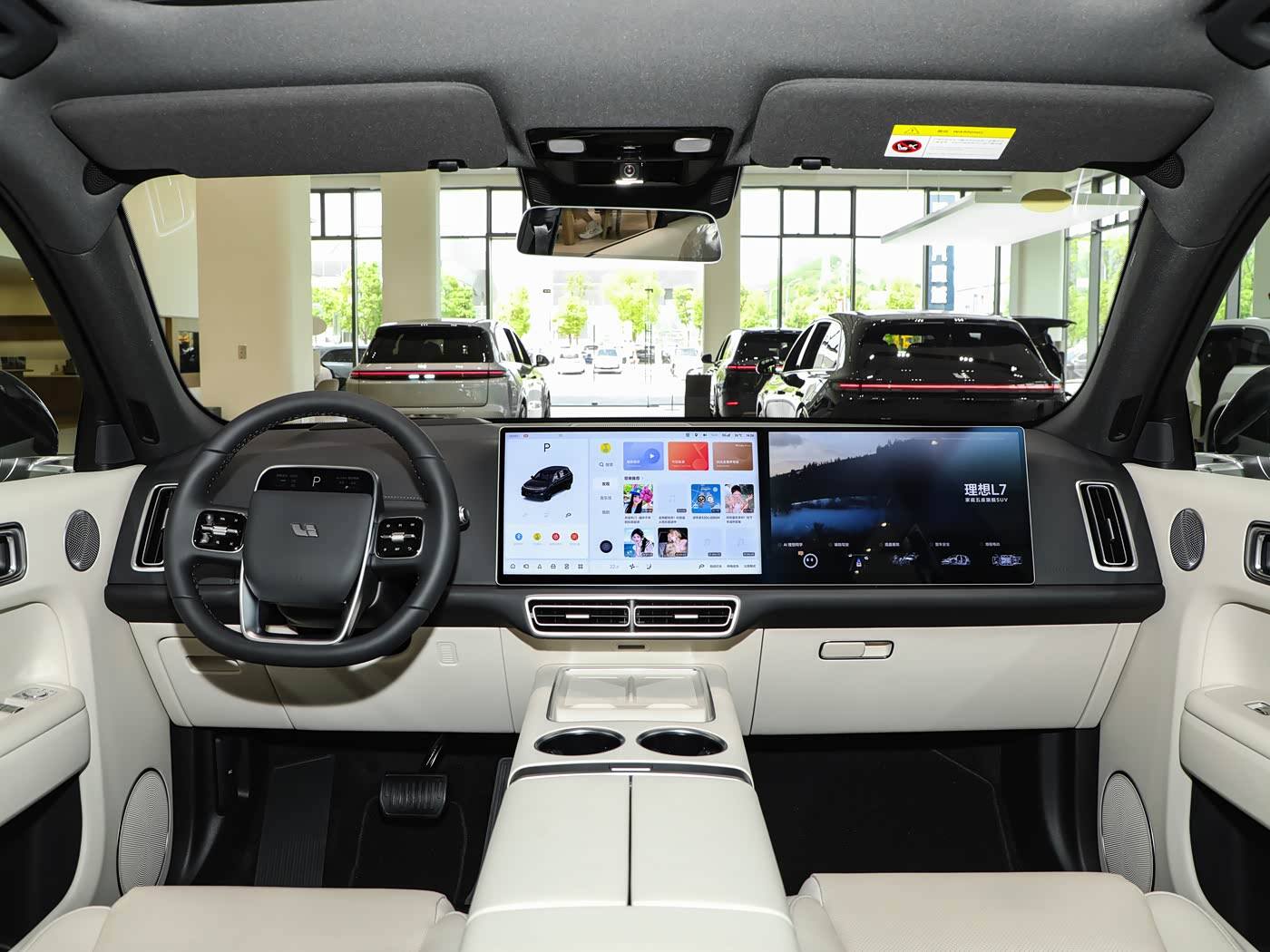 स्थानीय विशेषज्ञता के साथ वैश्विक पहुंच