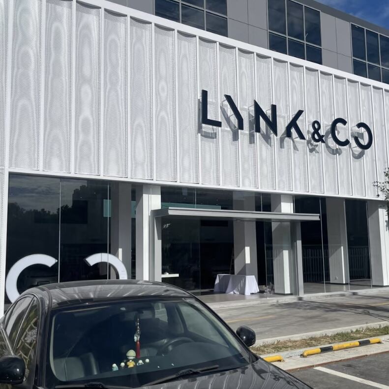 How to Choose a Reliable Car Dealership China?