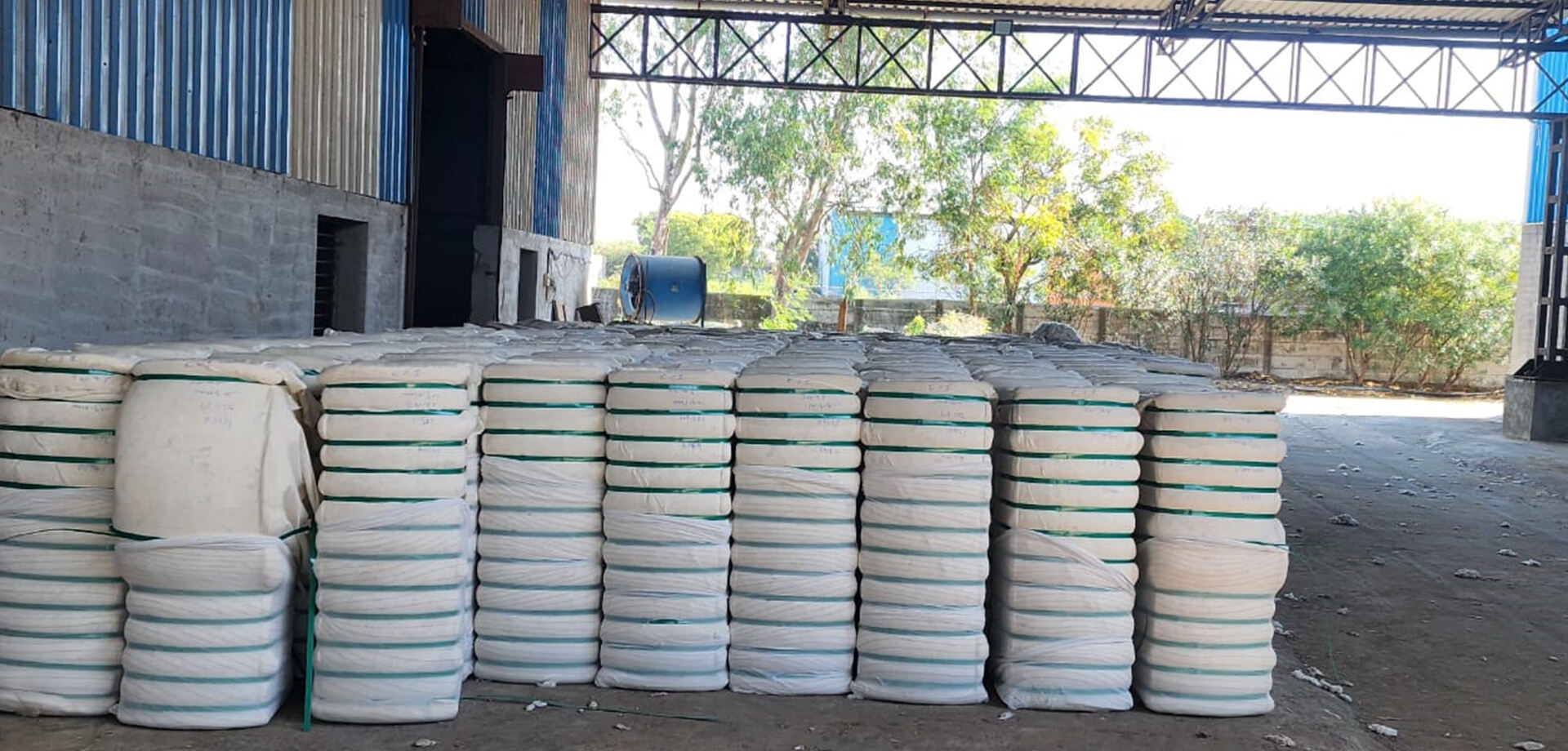 Cotton and apparel baling