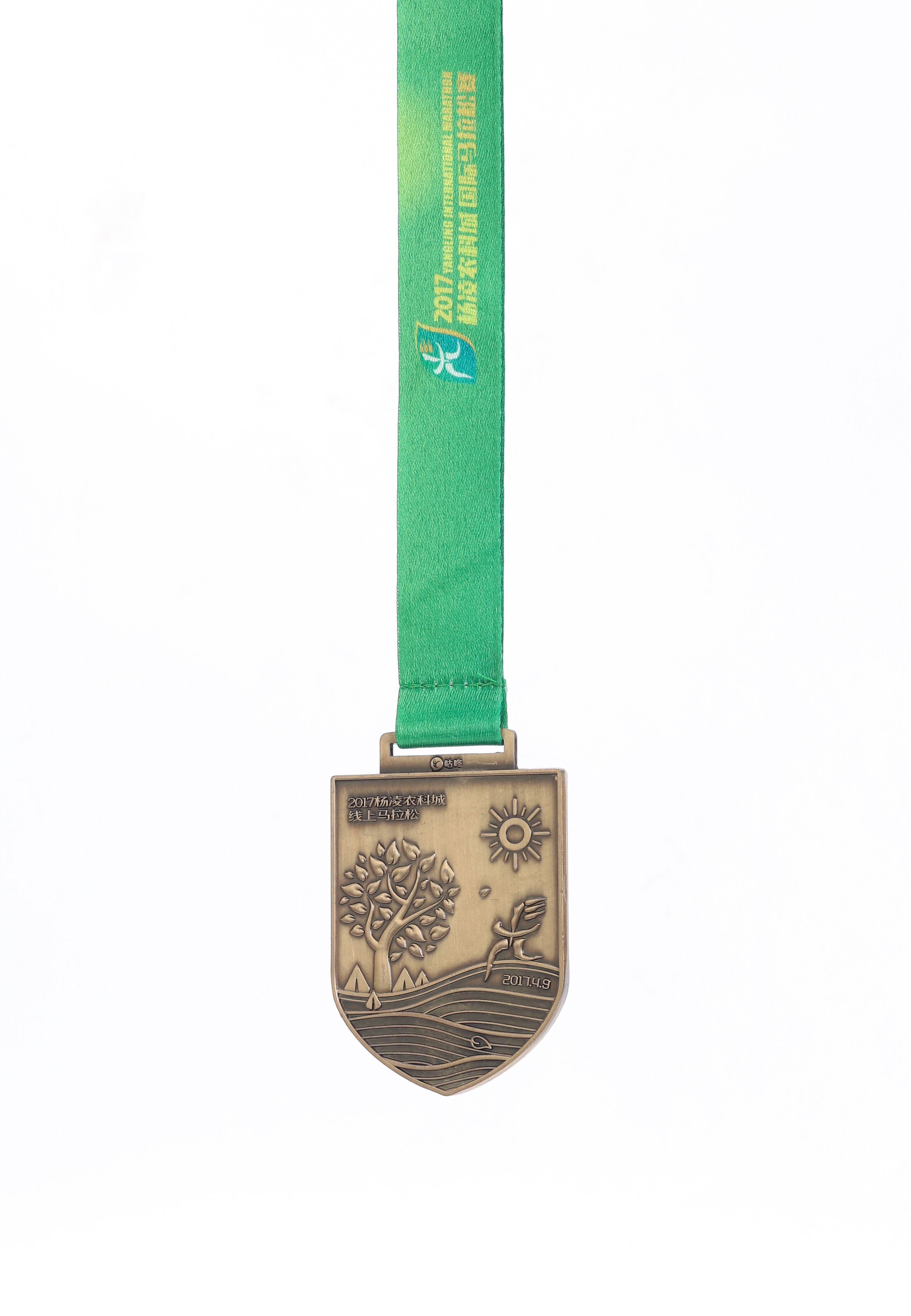 How Can Custom Medals Be Designed for Global Audience Appeal?