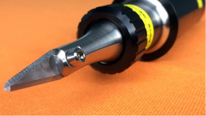 Ultrasonic fabric cutters to provide the best edge seal on all fabrics factory