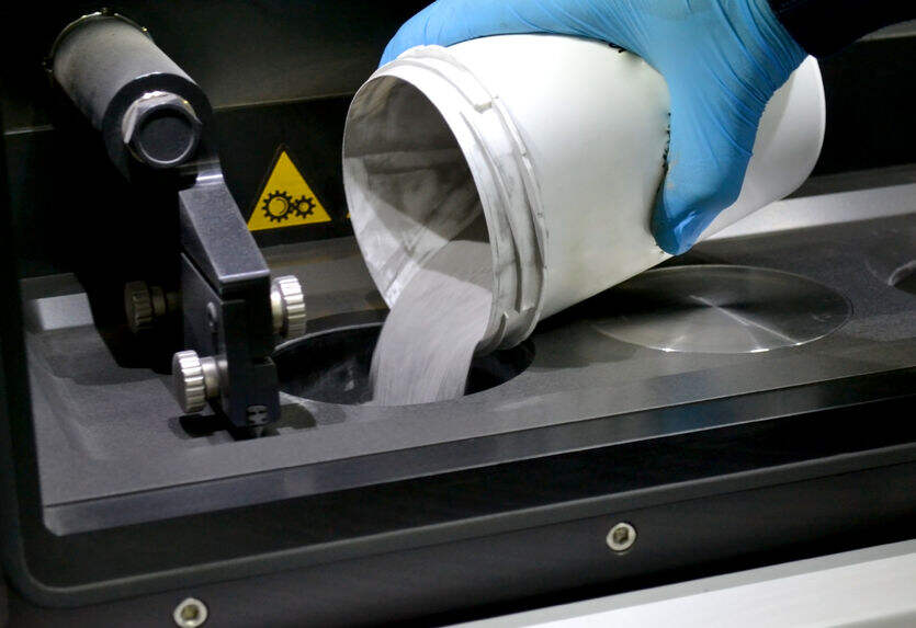 Pulvermetallurgische Verarbeitung | Komplettführer zu PM-Techniken und Fertigungsschritten