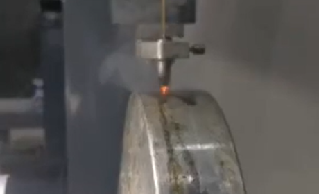 Ordinary punching machine with rotation