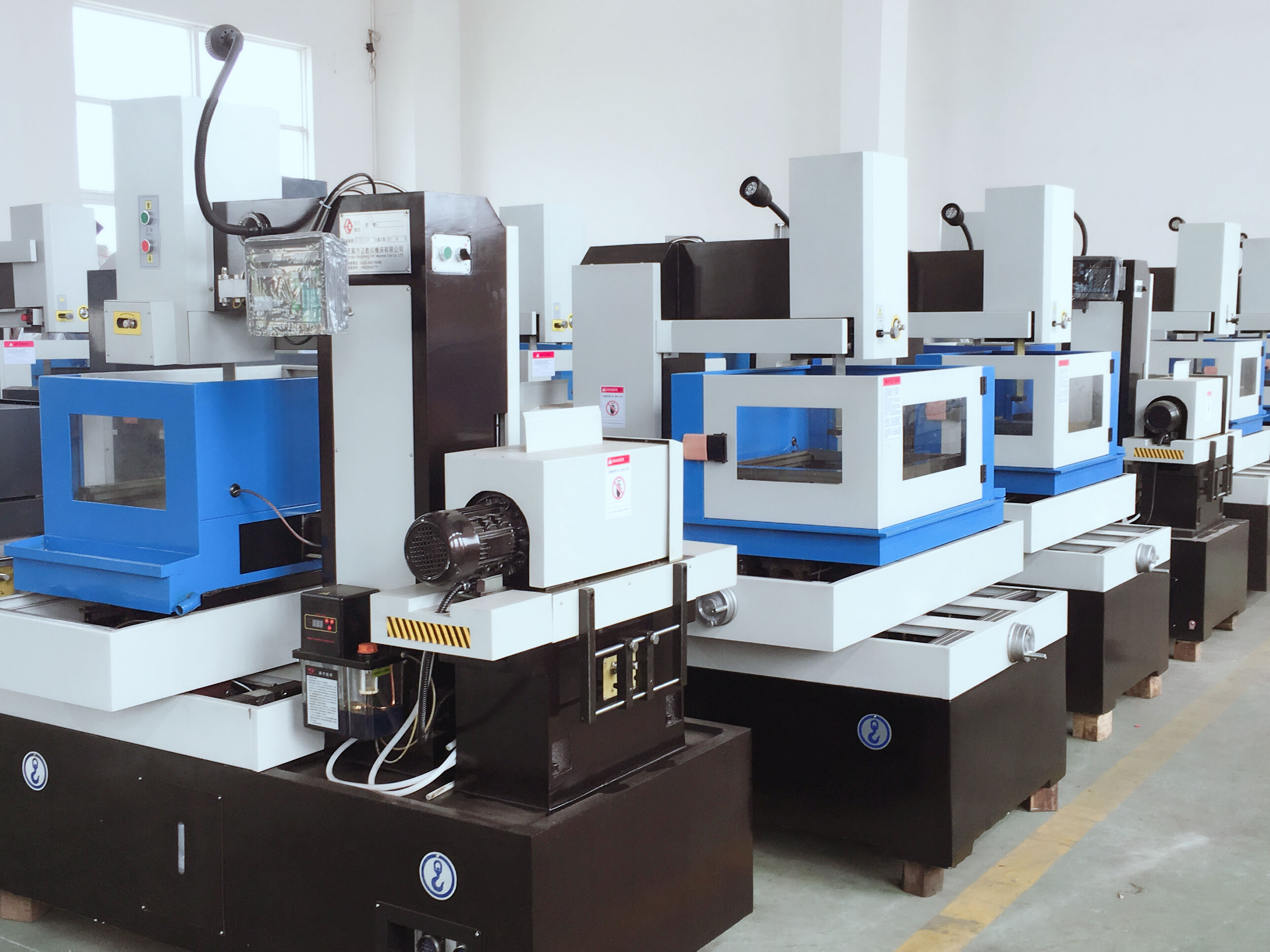 Fortgeschrittene Steuerungssysteme und Automatisierung