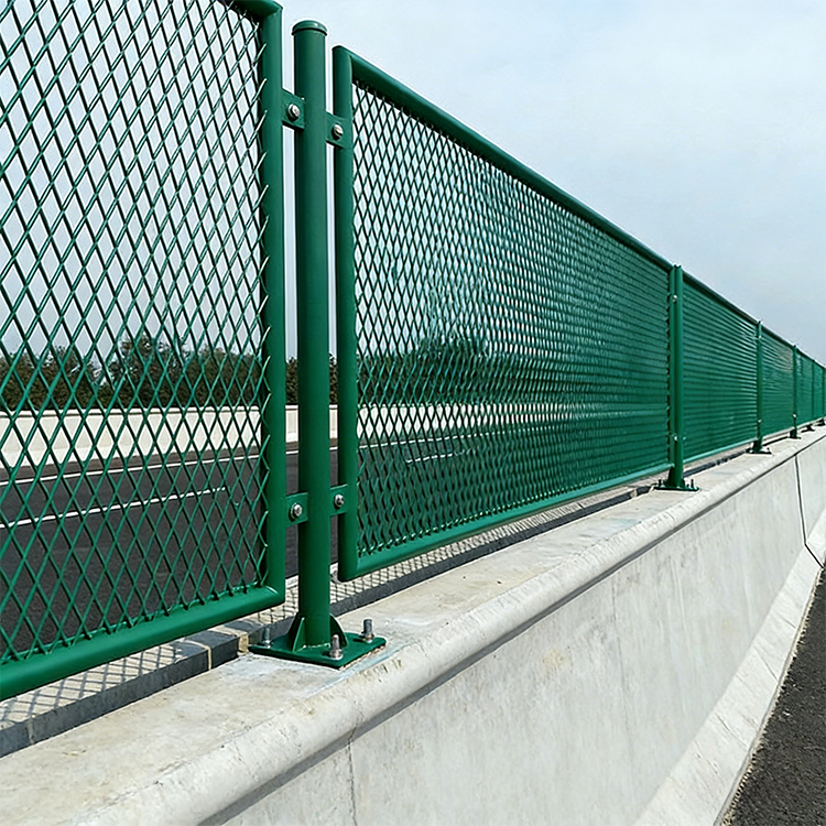 Real-World Applications of PVC Coated Barbed Wire