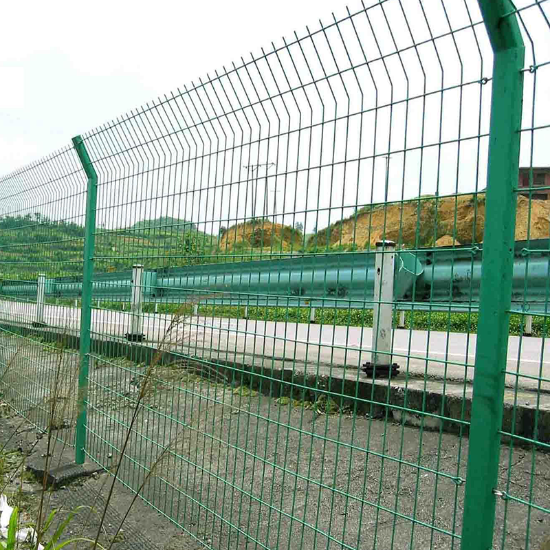 Real-World Applications of Decorative Chain Link Fences