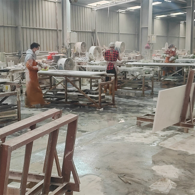 Quartz vs. Granite: Yaa leh kala duwan ka badan oo ku saabsan waxyaalaha la isticmaalo qof kala duwan?