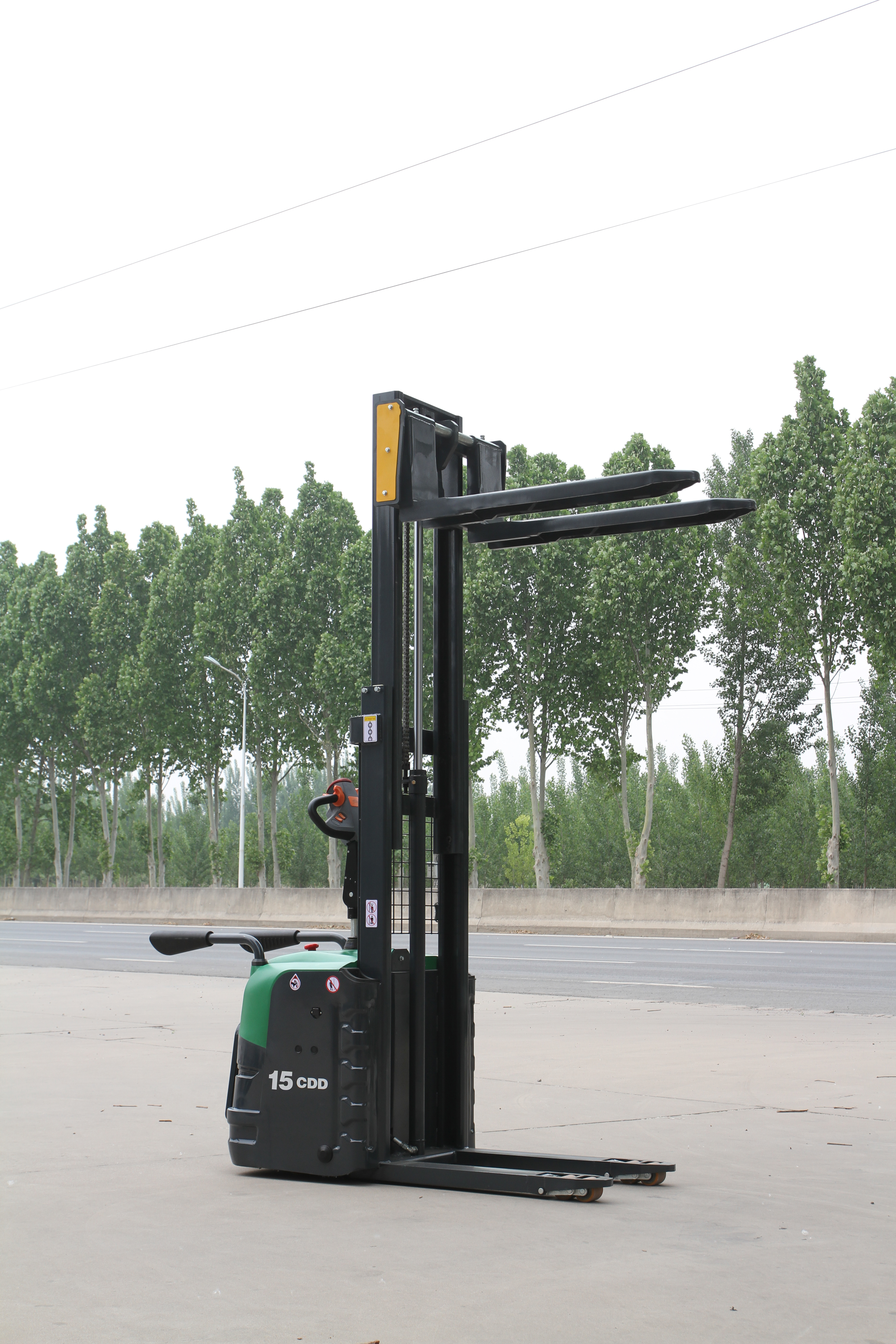 Compact Design for Maneuverability in Tight Spaces