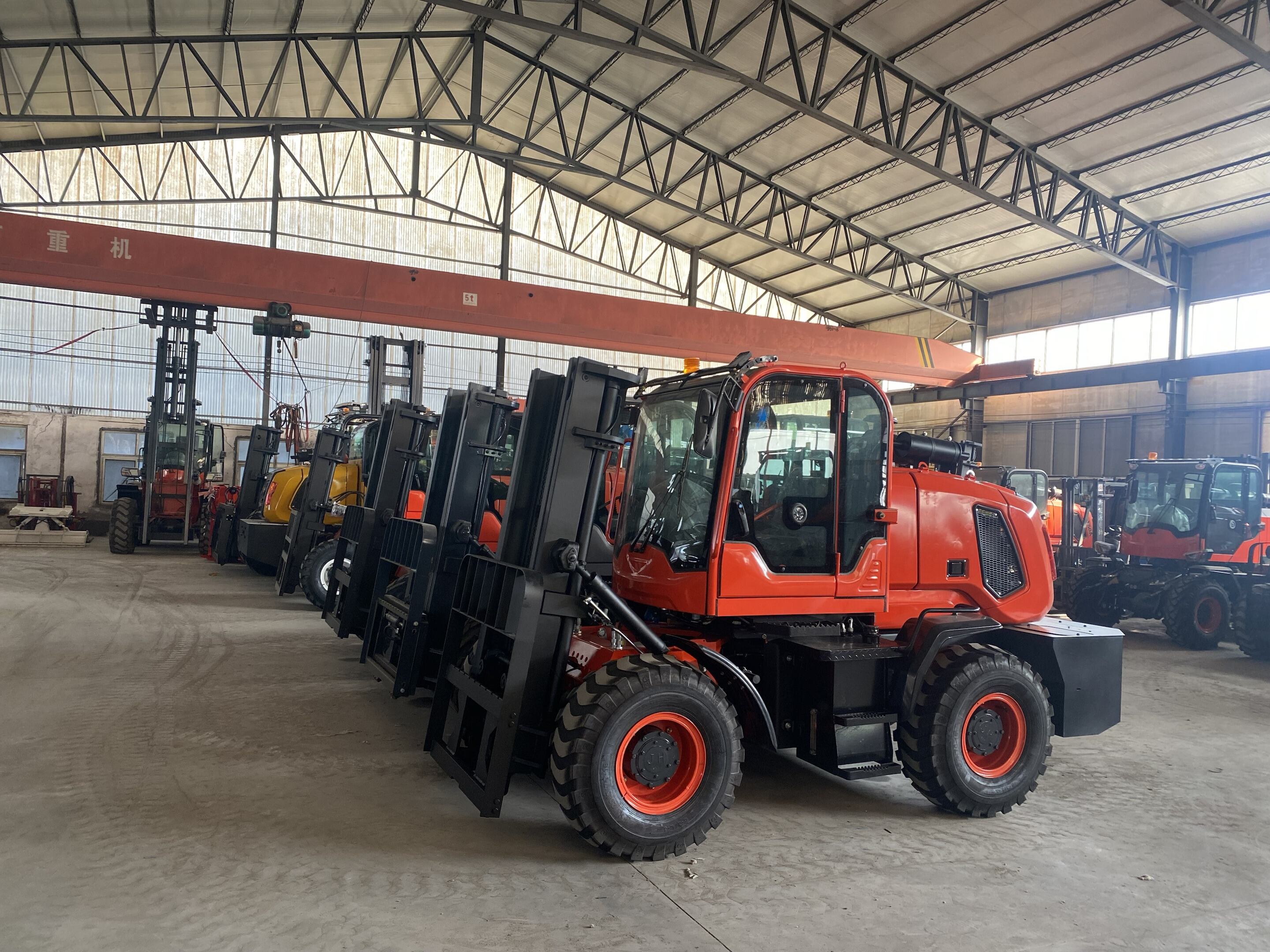 越野式叉车 (1).jpg