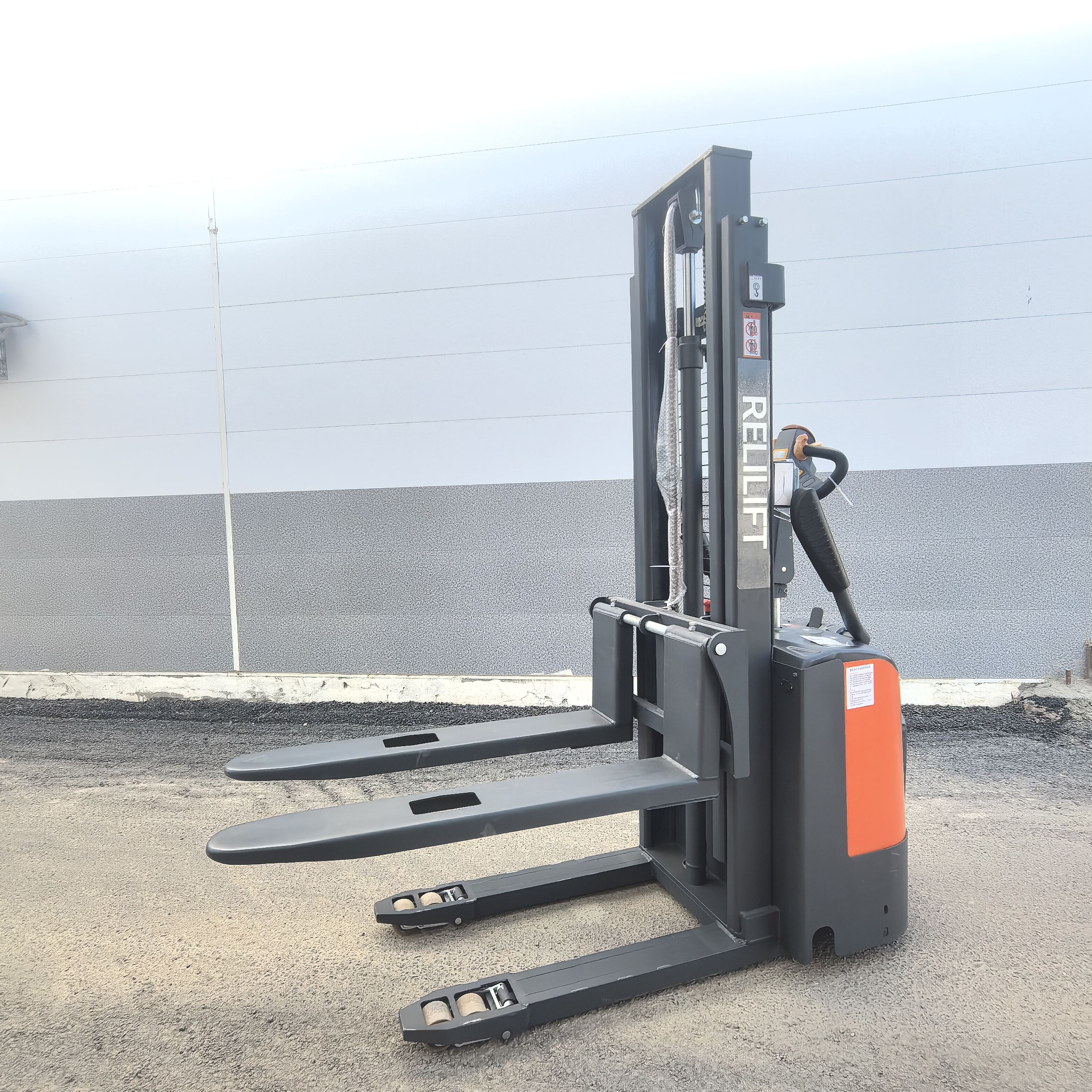 Relilift 1.5T Full Electric Stacker