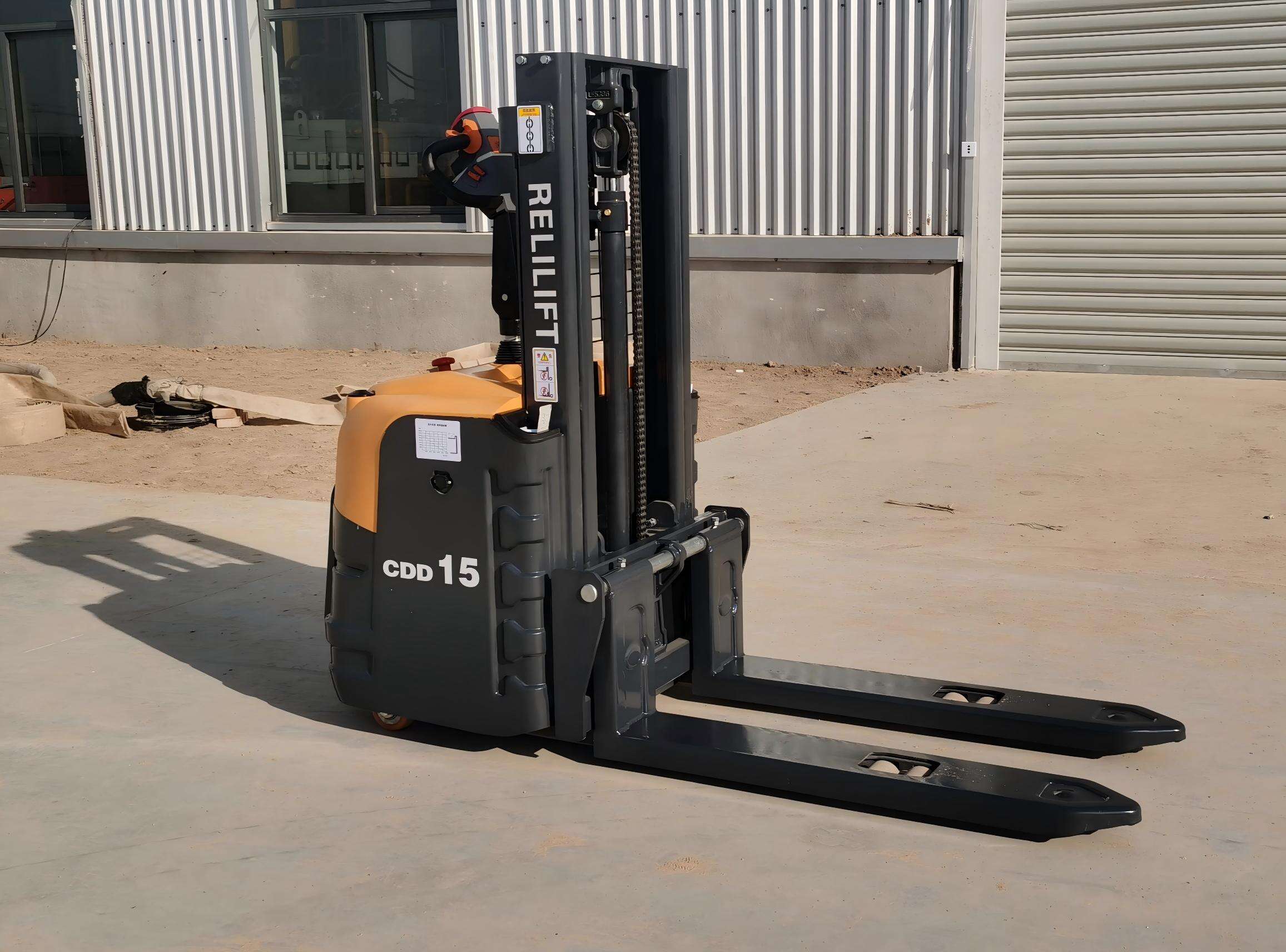1.5t 2m electric stacker (1)(2).jpg