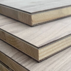 Lamarty Femlags Massivträs Panel