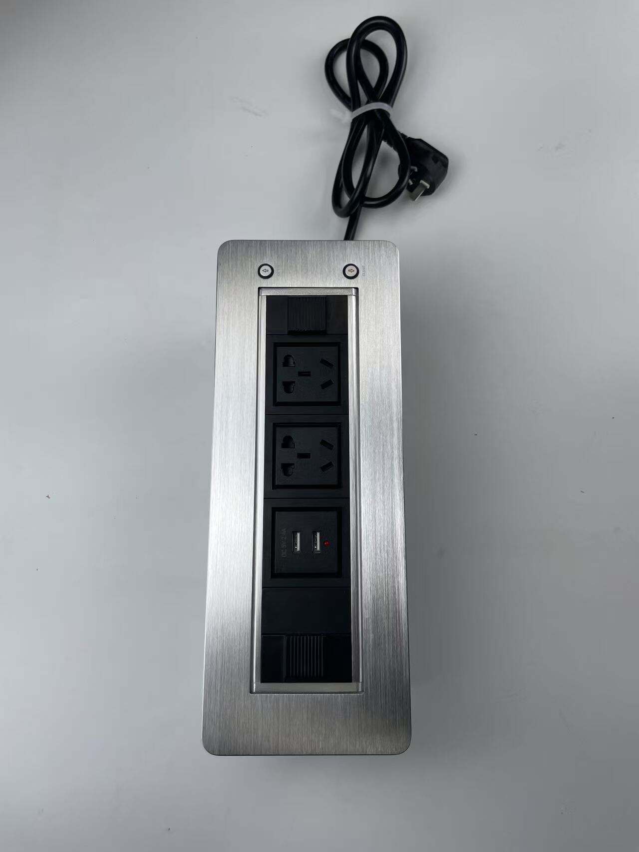 فضای خود را با پریز آشپزخانه پاپ‌آپ ما بهبود بخشید