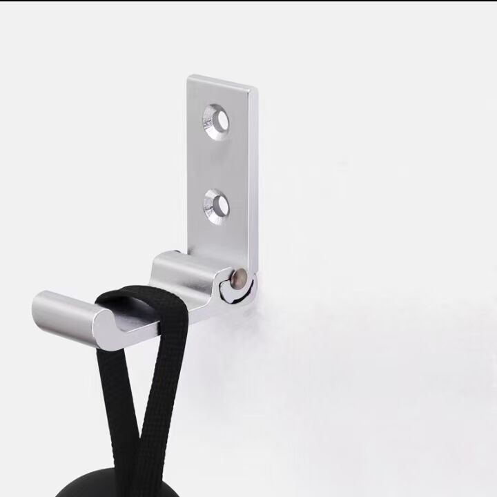 فضای خود را با میله‌های آویز لباس سفارشی ما ارتقا دهید