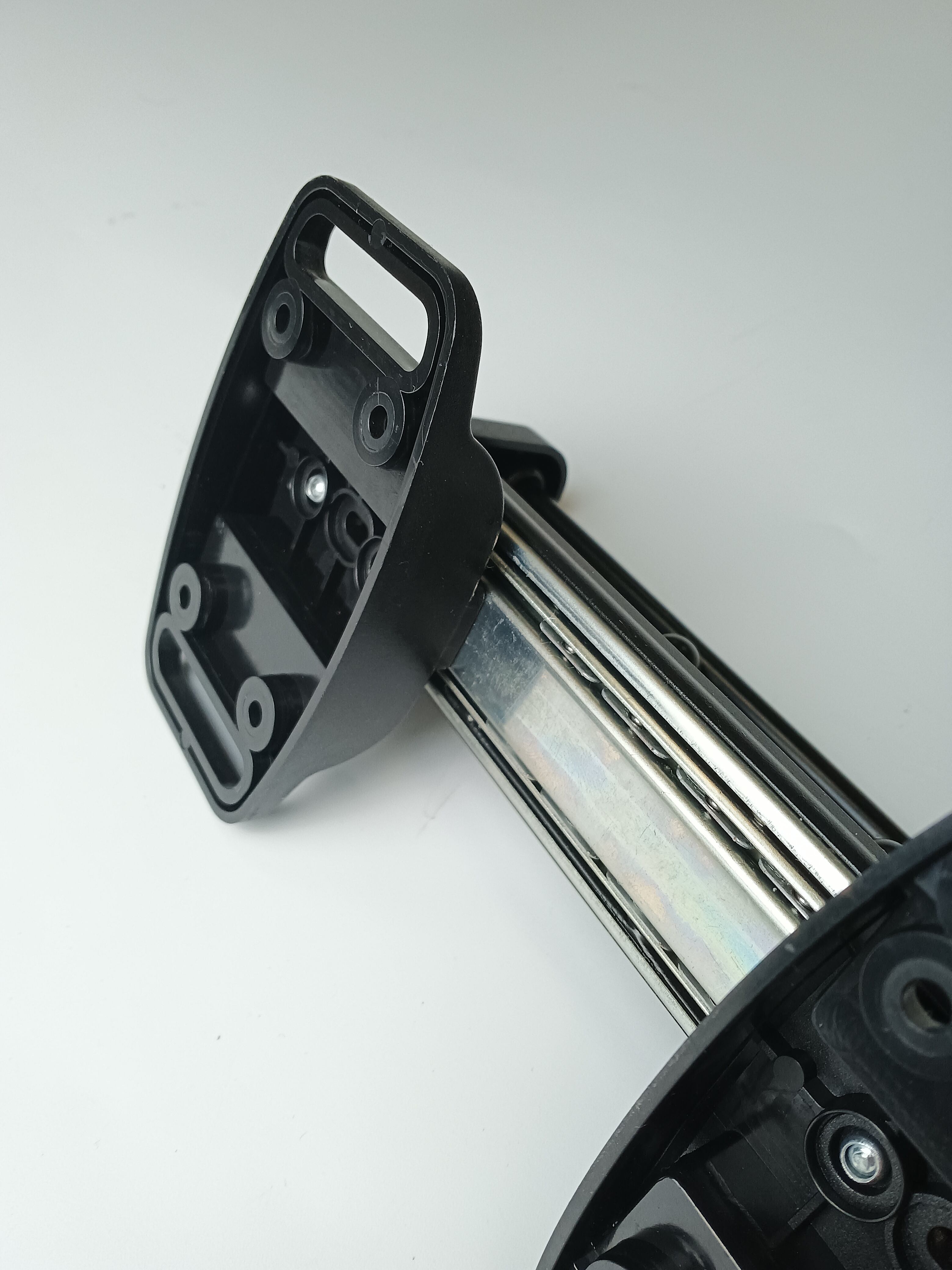 Votre fournisseur de tringle à vêtements d'armoire de confiance