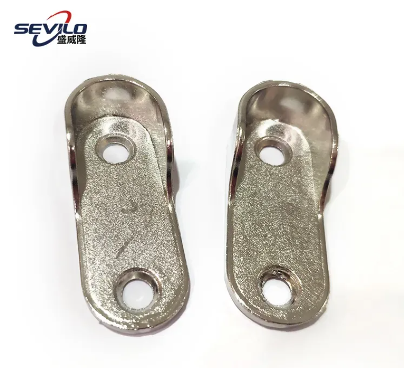 Top Wardrobe Accessories for Custom Closet Design