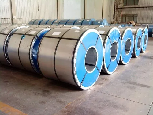 What are the key factors in choosing cold rolled steel for exposed architectural applications?