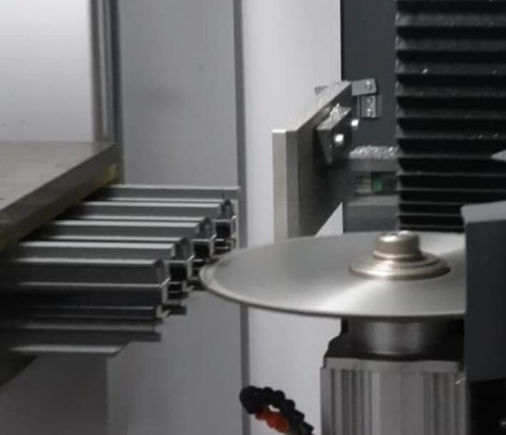 Sawing and Milling Equipment