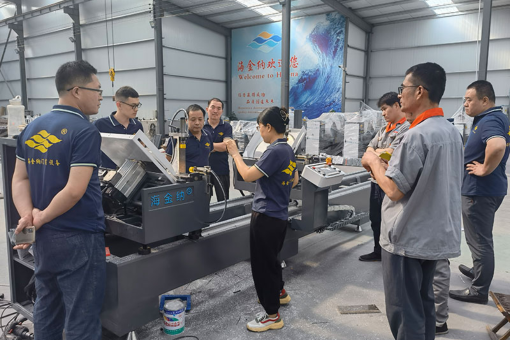 Hisena Production Staff Trains to Improve Installation Steps and Skills for Higher Quality Products