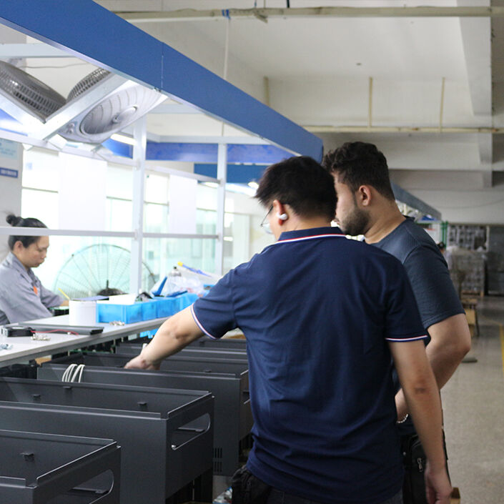 Pakistani Customers Visit PQUAN for Inspection and Exchange (2).jpg