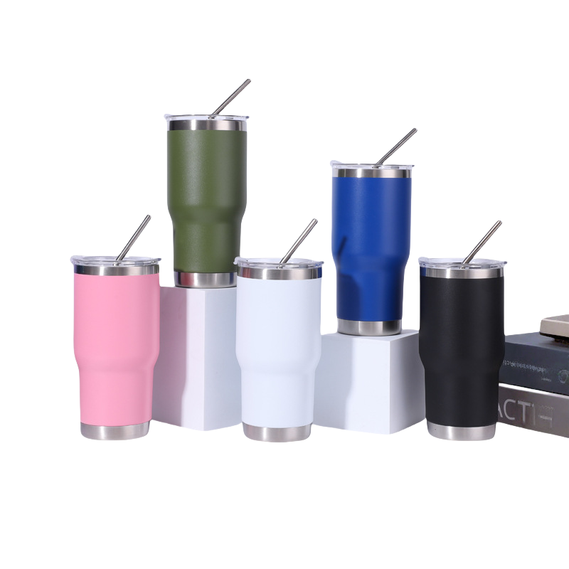 Attract wholesale buyers with our premium custom water bottles