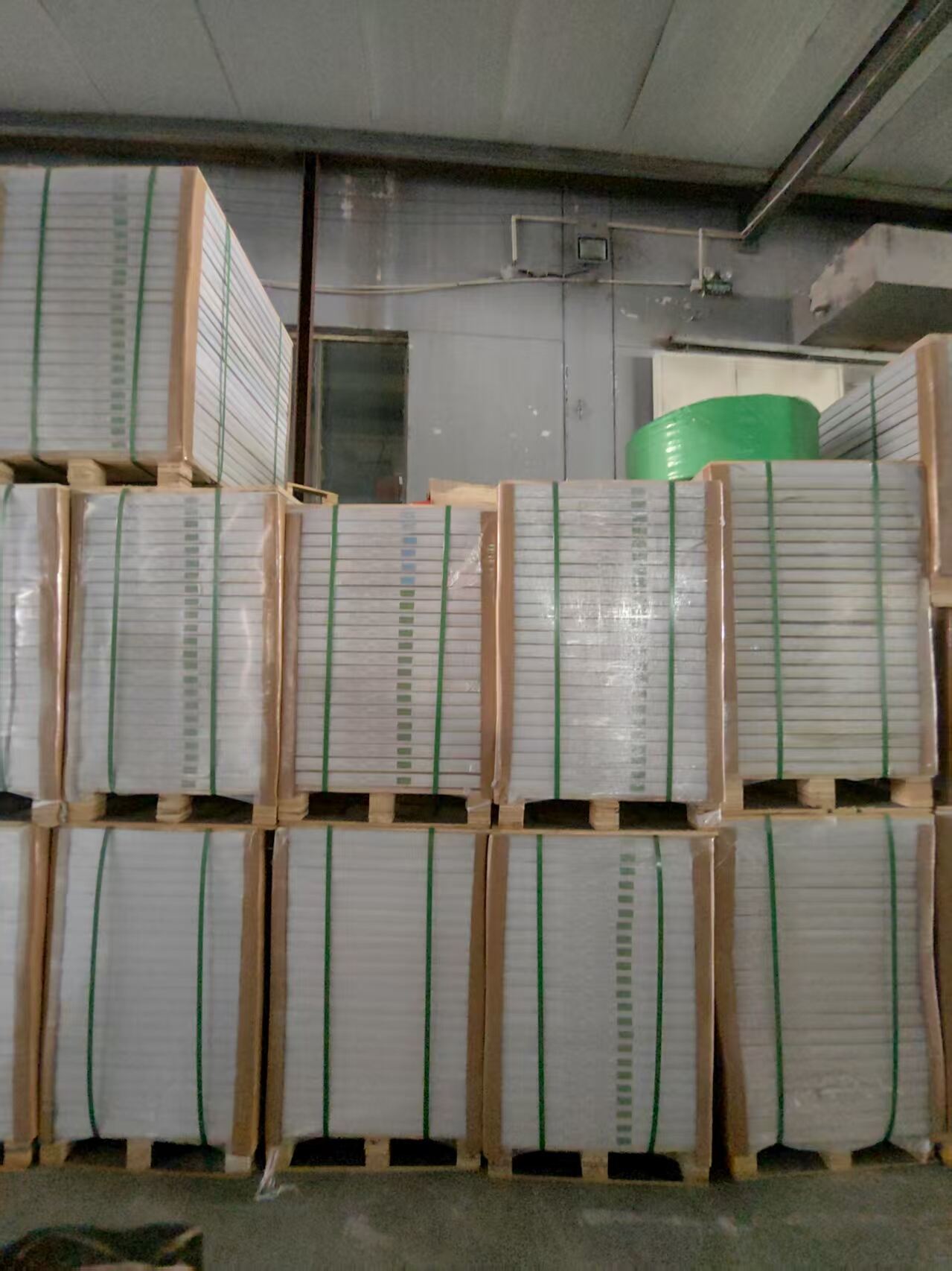 Kualiti dan Kebolehsesuaian yang Tiada Tandingan bagi Helaian Kadbod Putih