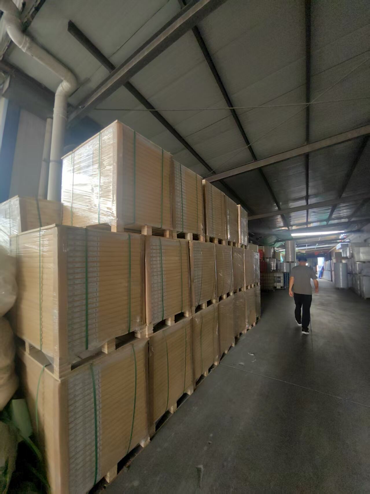 Kecetakan Unggul untuk Lembaran Kadbod Putih