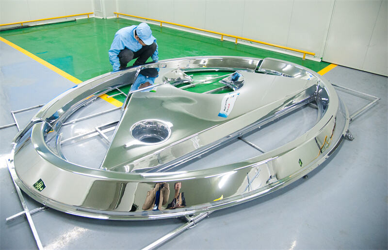 Masters of Giant Fabrication