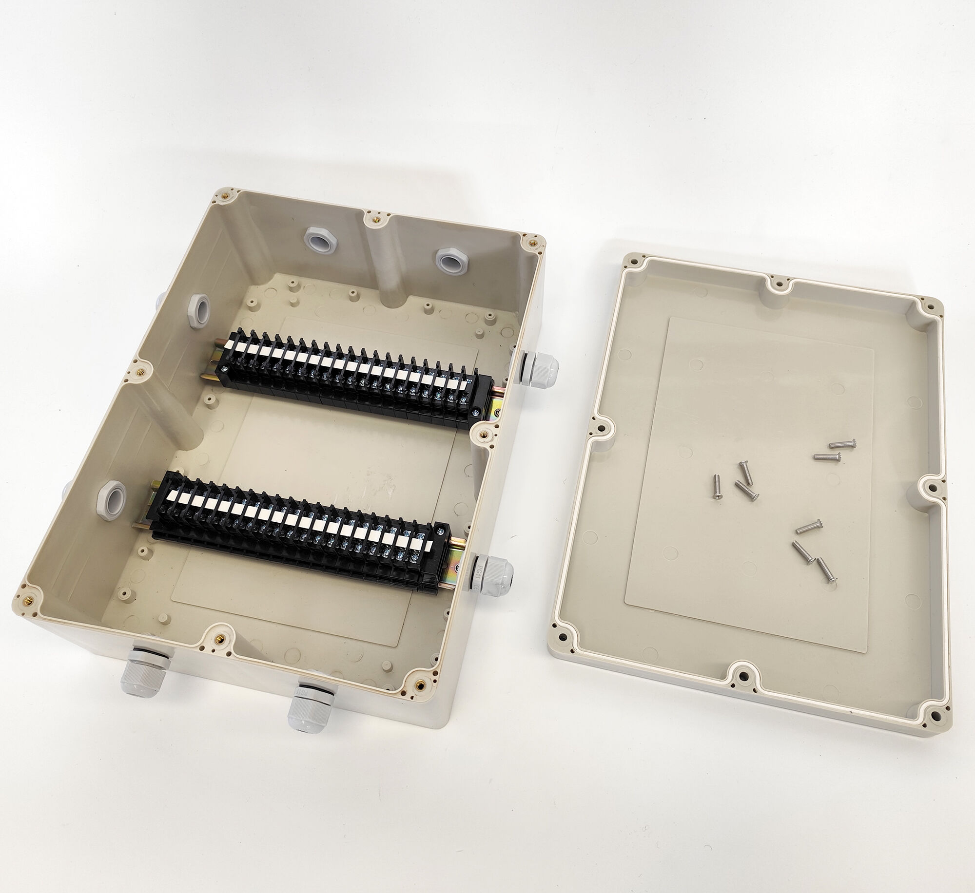 Jūsu uzticētais plastmasas kastes piegādātājs visām nozarēm