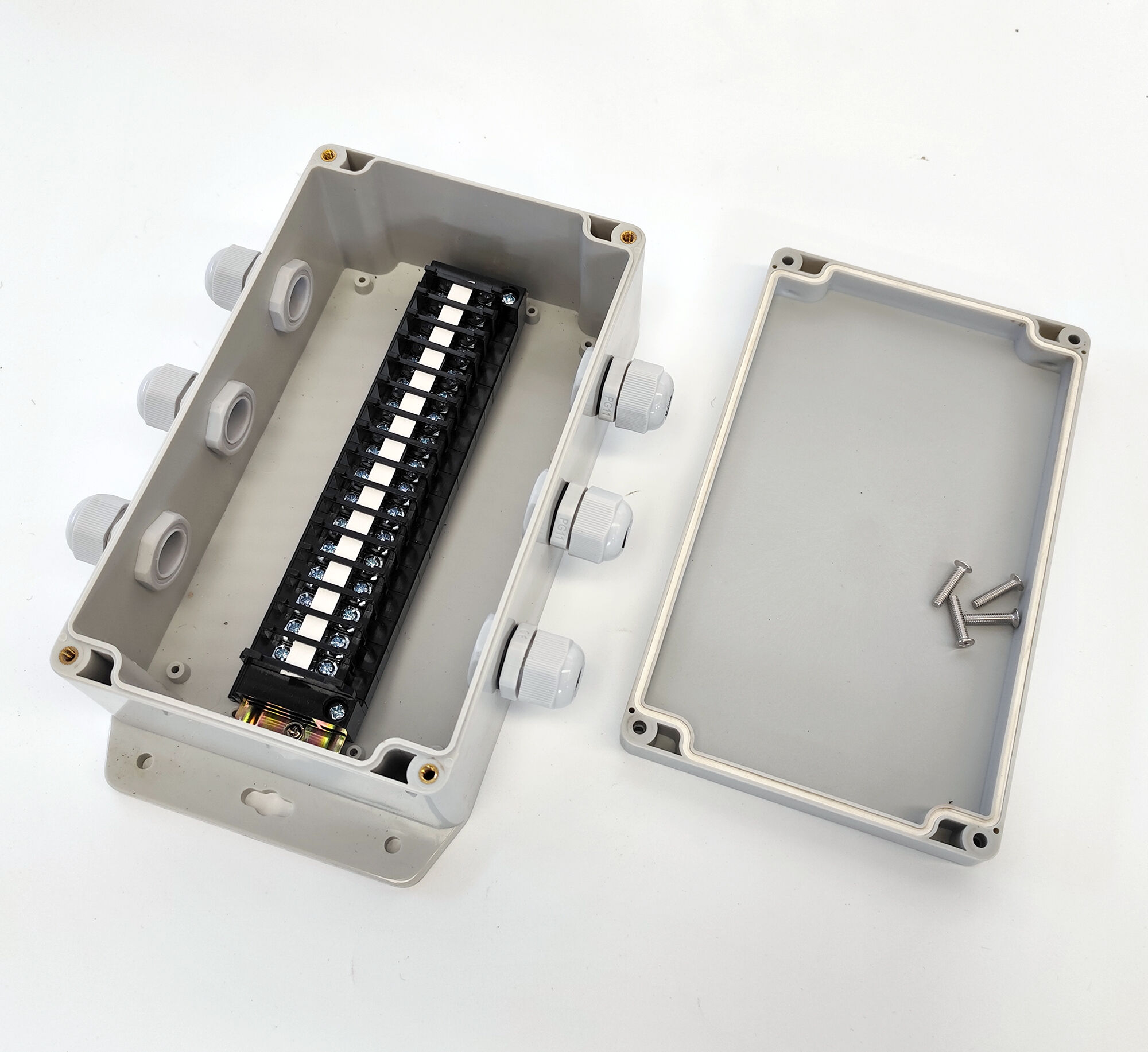 Pilnībā pielāgotas korpusa konstrukcijas, kas precīzi atbilst jūsu vajadzībām